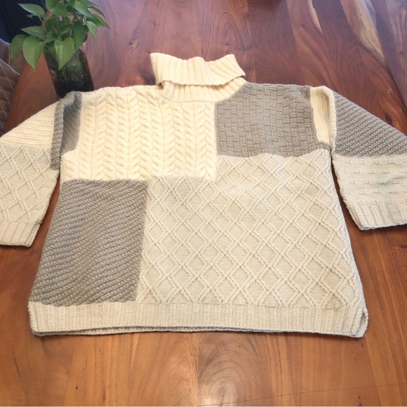 Vintage VITTATINI 100% Wool Chunky Oversized Cable Knit High Neck Jumper Sweater - Picture 6 of 13